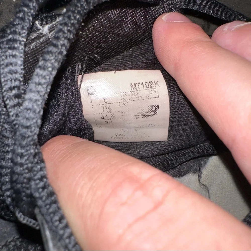 New Balance Minimus Men’s Black Trail Shoes - Picture 7 of 7